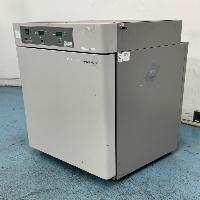 VWR Reach-In Incubator image 1